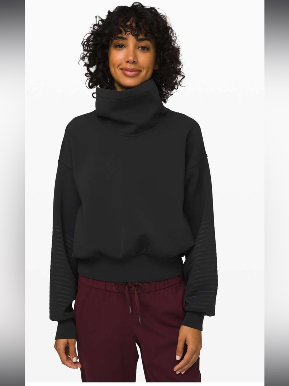Size 10 Lululemon Full Flourish Pullover, Black